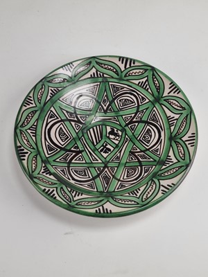 Lot 282 - Spanish pottery including a Domingo Punter studio plate