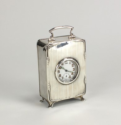 Lot 41 - An early 20th century silver cased timepiece