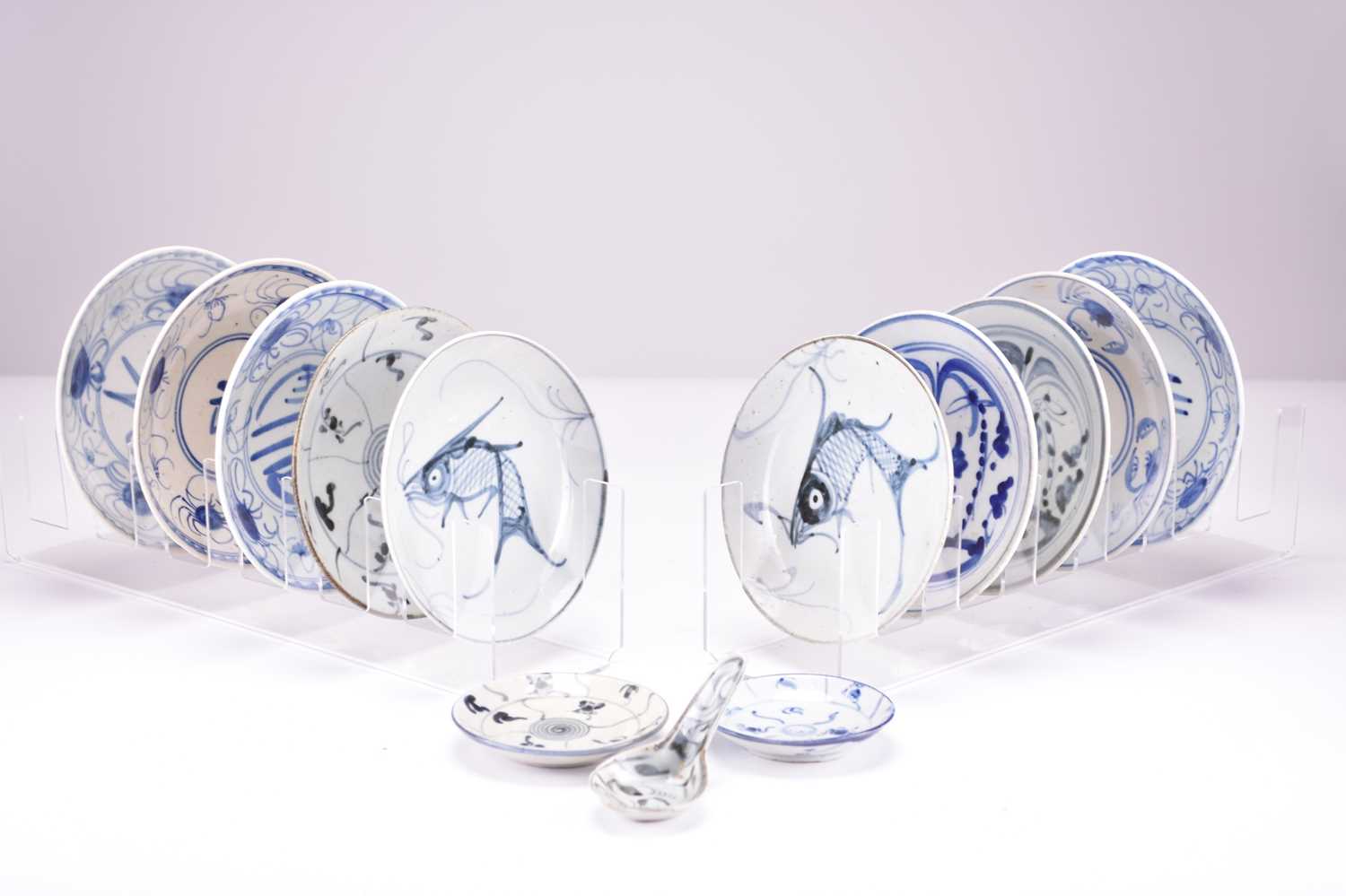 Lot 517 - A collection of Chinese export Swatow blue and white porcelain