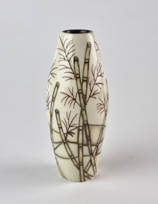 Lot Moorcroft 'Busy Bamboo' vase
