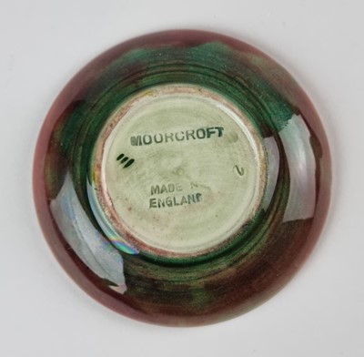 Lot Small Moorcroft pin dish, mid-20th century
