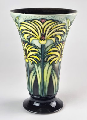Lot Moorcroft 'Mardi Gras' Collector's Club vase