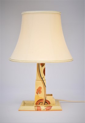 Lot 209 - English Art Deco pottery lamp