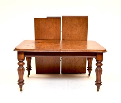 Lot 446 - A Victorian mahogany, telescopic, extending dining table