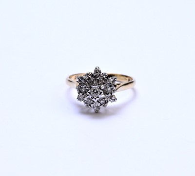 Lot 97 - An 18ct gold diamond floral cluster ring