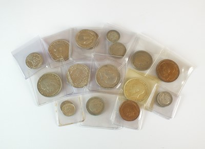 Lot 135 - A collection of George V silver coinage