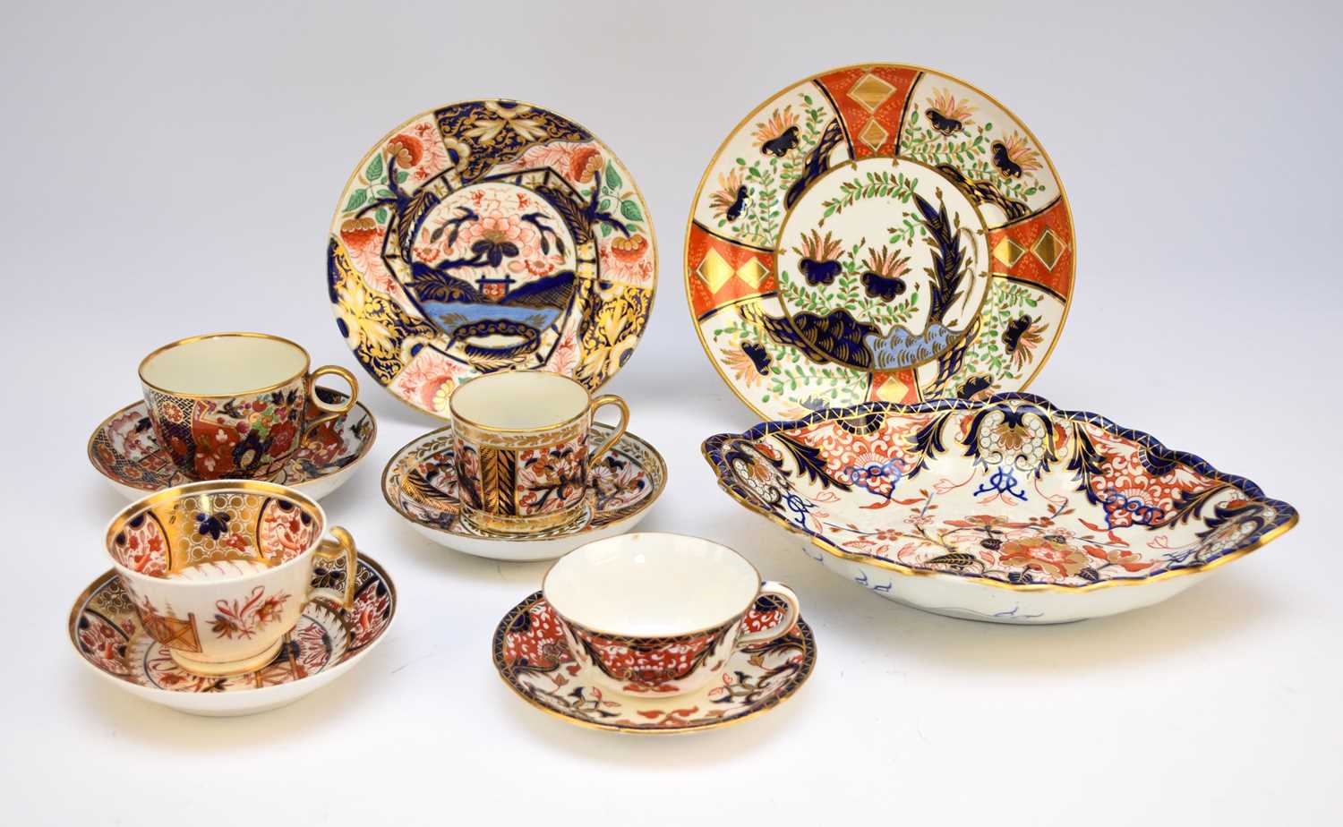Lot 195 - Regency and later English imari porcelain