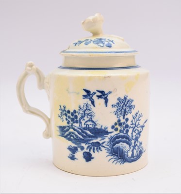 Lot 167 - Caughley 'Fence' mustard pot and cover, circa 1775