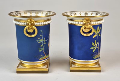 Lot 209 - A pair of Flight, Barr and Barr Worcester vases