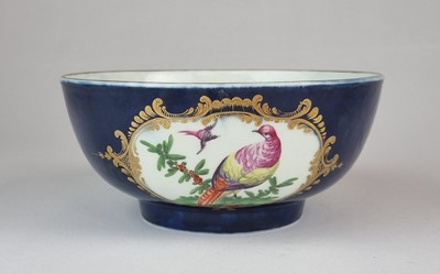 Lot 194 - Worcester 'Exotic Birds' bowl, circa 1775