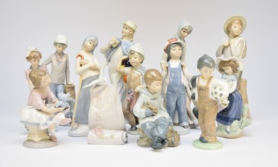 Lot 220 - Spanish figures including Lladro and Nao