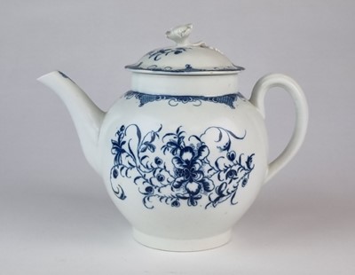 Lot 179 - Caughley 'Mansfield' teapot and cover, circa 1776-82