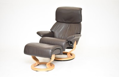 Lot 461 - An Ekornes Scandinavian 'Stressless' leather lounge chair and footstool