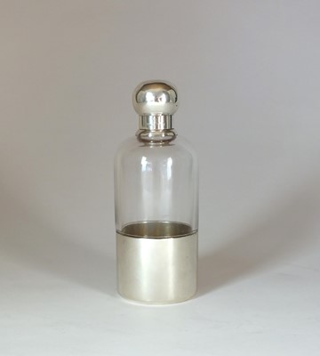 Lot 8 - A Victorian silver mounted glass hip flask