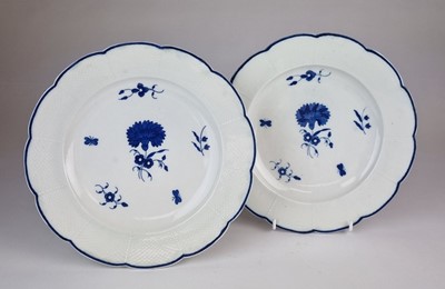 Lot 189 - Pair of Caughley 'Carnation' plates, circa 1785-90