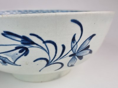 Lot 198 - Two Liverpool porcelain bowls, including Philip Christian 'Bird on a Branch'