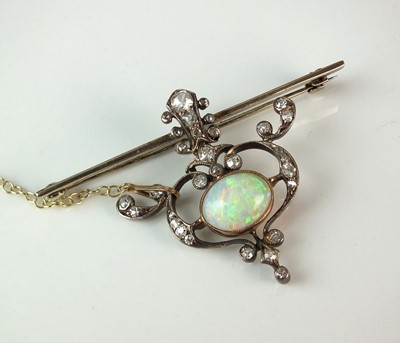 Lot 48 - An early 20th century opal and diamond brooch