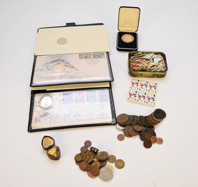 Lot 140 - A collection of coins and medals