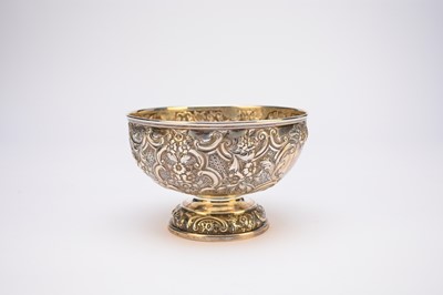 Lot 7 - A Victorian embossed silver pedestal bowl