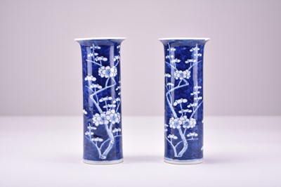Lot 512 - A pair of Chinese blue and white sleeve vases, 19th century