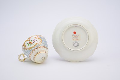 Lot 116 - H&R Daniel 'Mayflower' teacup and saucer, circa 1828-30