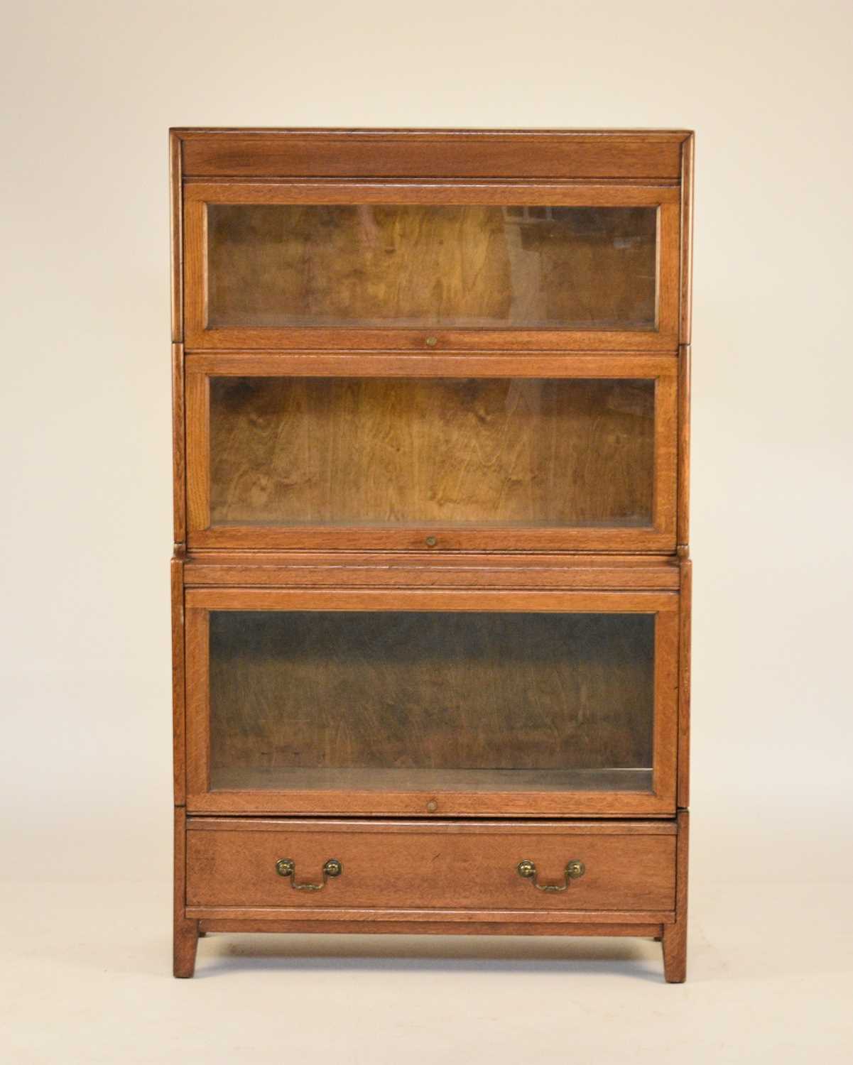 Lot 562 - A Globe Wernicke glazed bookcase