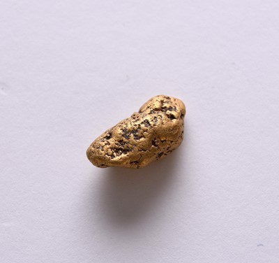 Lot 100 - A gold nugget