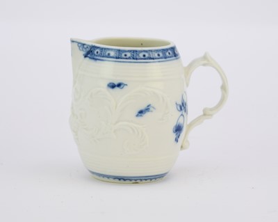 Lot 200 - An early Caughley sparrow beak barrel milk jug, circa 1777-82