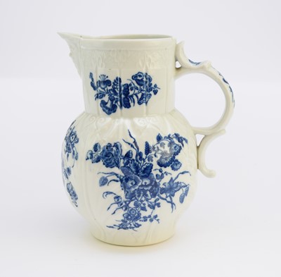 Lot 181 - A Caughley 'Bouquets' cabbage leaf jug