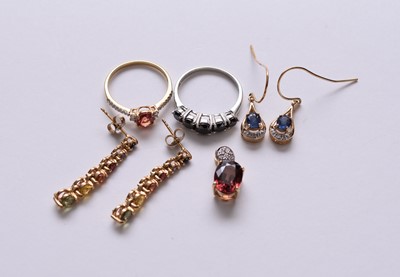 Lot 118 - Two pairs of earrings, two rings and a pendant