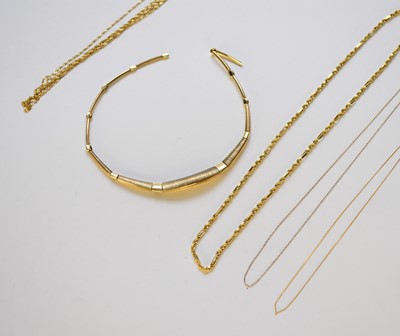 Lot 154 - Six 9ct gold chains/necklaces