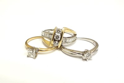 Lot 169 - Three 14ct gold diamond rings