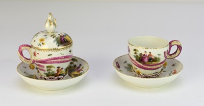 Lot 209 - A pair of KPM Berlin trembleuse cups and saucers