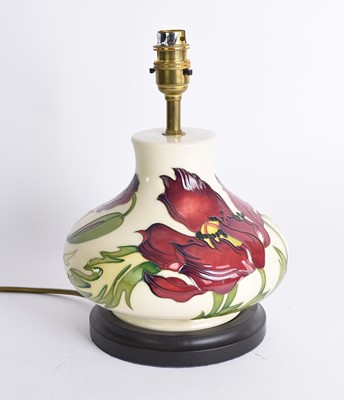 Lot 321 - A contemporary Moorcroft 'Poppy' table lamp