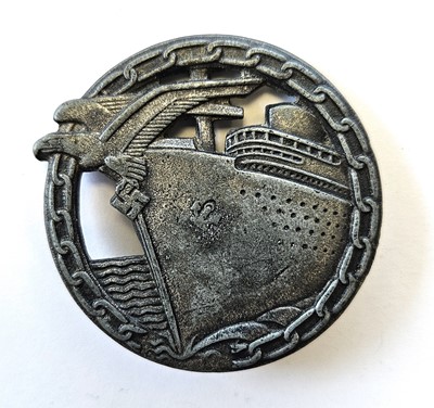 Lot 250 - German Third Reich Kriegsmarine Blockade Runners badge