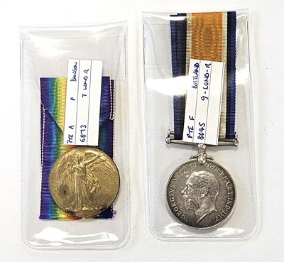 Lot 101 - Two WW1 London Regiment medals