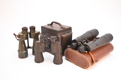 Lot 438 - A Kodak Graflex Series B quarter plate camera and three pairs of field glasses