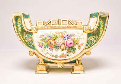 Lot 178 - A good quality Coalport ornamental jardiniere, circa 1855-60