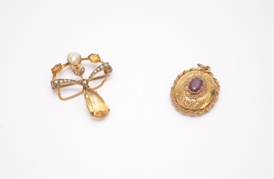 Lot 111 - A brooch/pendant and a further pendant