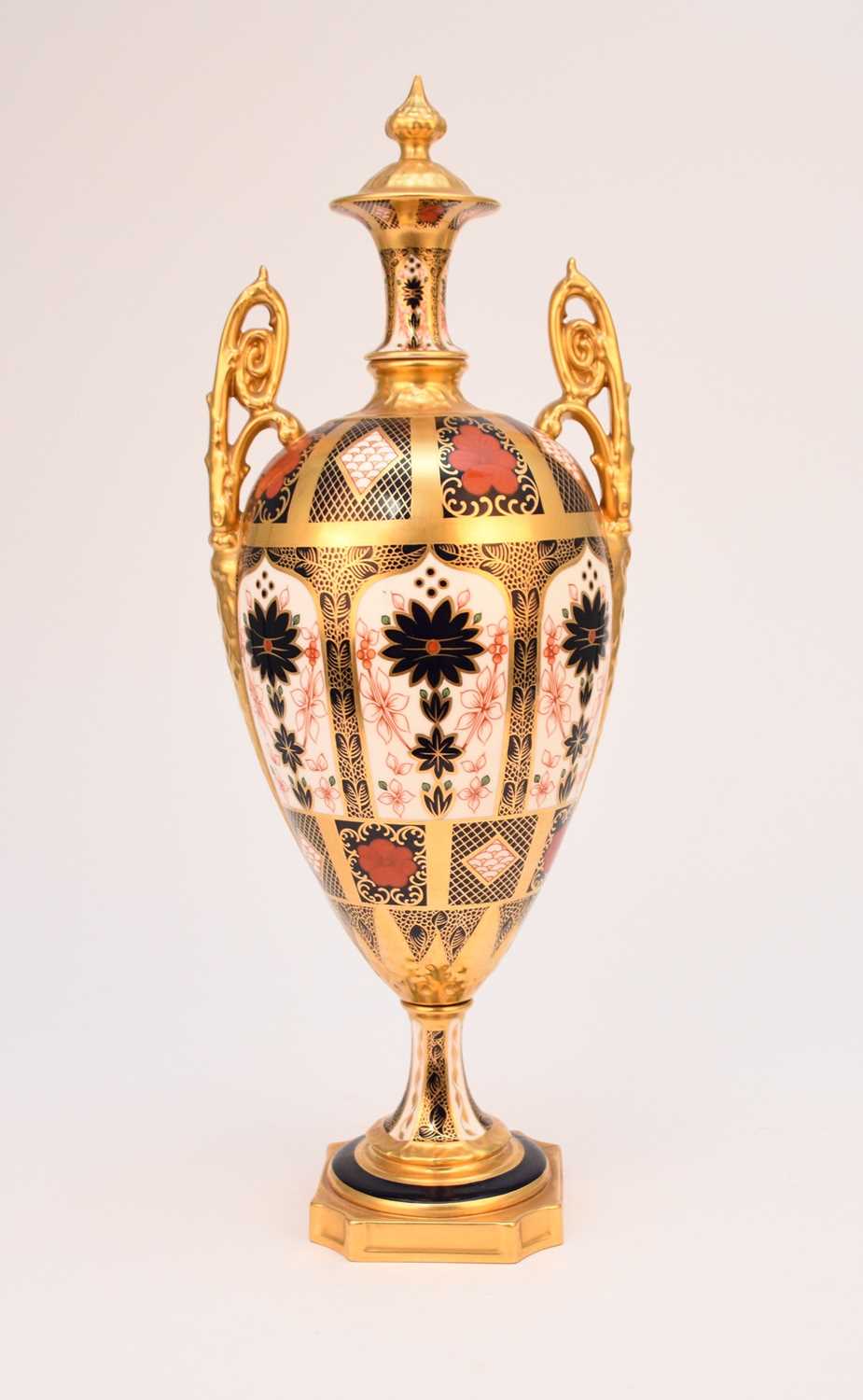 Lot 253 - A Royal Crown Derby imari twin-handled vase, mid-late 20th century