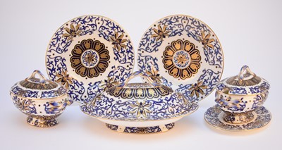 Lot 108 - Coalport 'Coomassie' dinner service, early 20th century