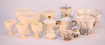 Lot 126 - An assembled group of Coalport