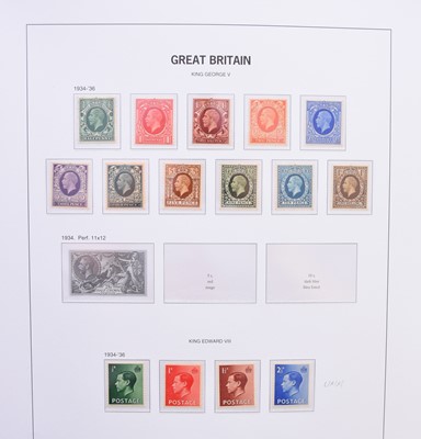 Lot 314 - Stamp collection comprising: GB 1840 - 1970 Davo de Luxe album