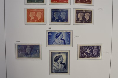 Lot 314 - Stamp collection comprising: GB 1840 - 1970 Davo de Luxe album