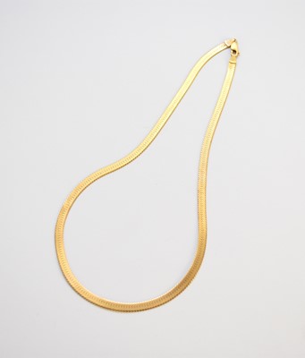 Lot 277 - A yellow metal integral link chain necklace