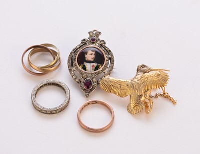 Lot 215 - A small collection of jewellery