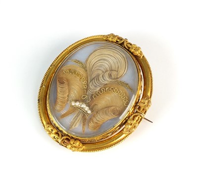 Lot 291 - A 19th century swivel locket brooch