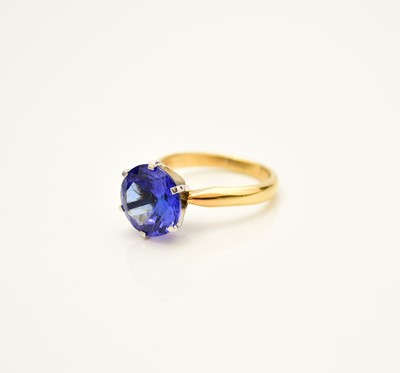 Lot 195 - An 18ct gold single stone tanzanite ring