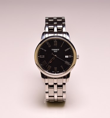 Lot 350 - Tissot: A gentleman's stainless steel T-Classic bracelet watch