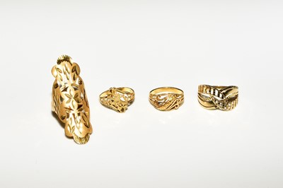 Lot 87 - Four yellow metal rings